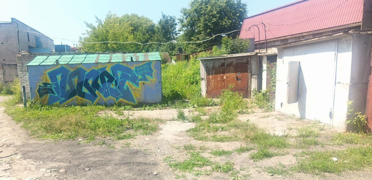гараж г Барнаул р-н Ленинский ул Юрина 182в фото 2