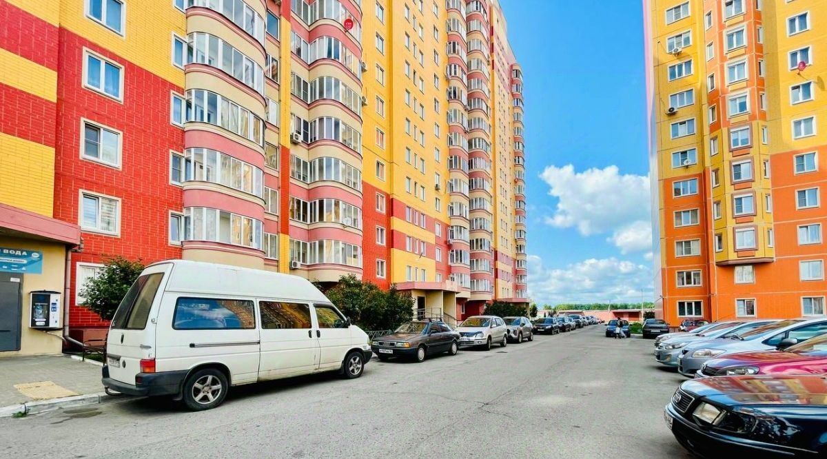 квартира г Курск р-н Центральный пр-кт Анатолия Дериглазова 75 фото 1