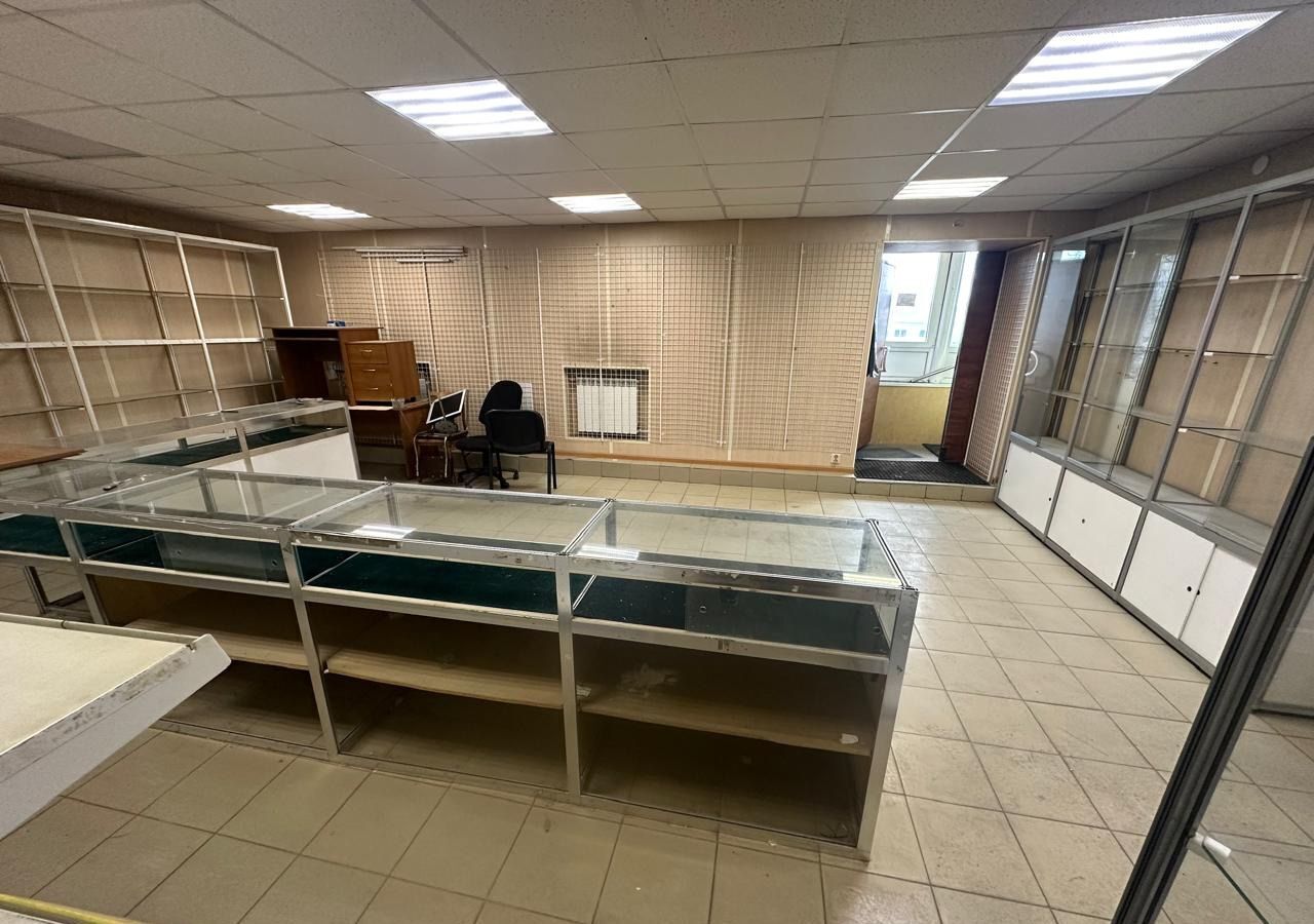 свободного назначения г Мурманск р-н Ленинский ул Свердлова 30 фото 2