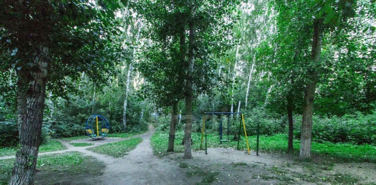 квартира г Омск р-н Кировский ул Ватутина 11а фото 3