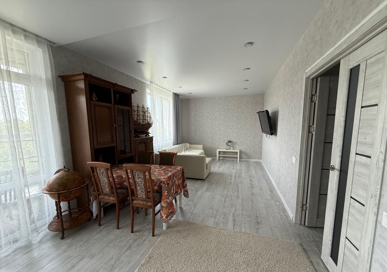 квартира г Барнаул р-н Центральный тракт Змеиногорский 35а/2 фото 2