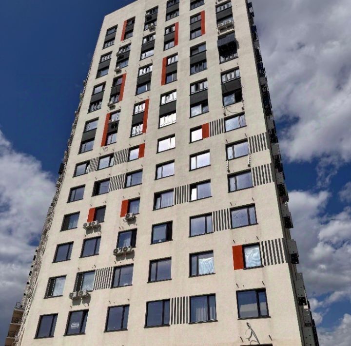 квартира г Симферополь р-н Киевский пр-кт Александра Суворова 19 фото 1