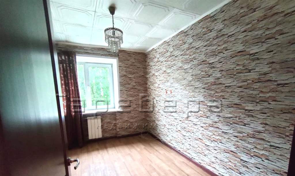 квартира г Красноярск ул Партизана Железняка 9б фото 2
