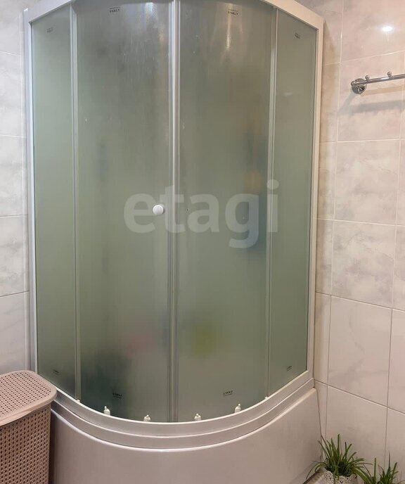 квартира г Астрахань ул Кубанская 23к/2 фото 12
