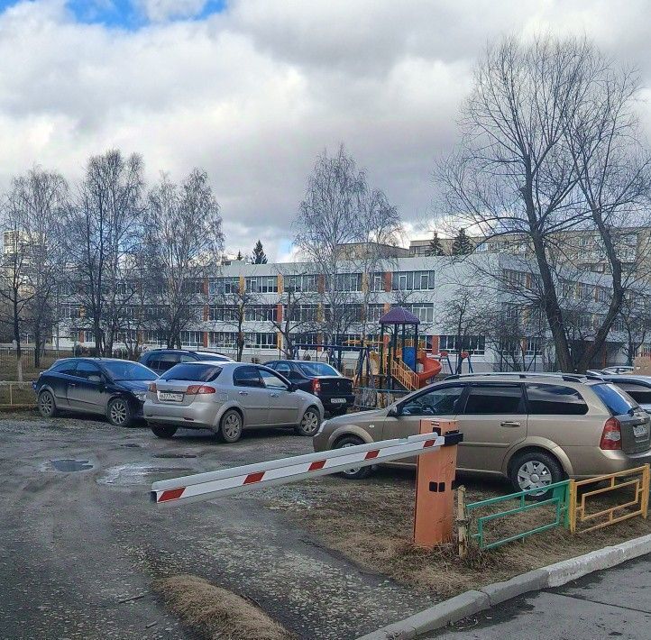 квартира г Екатеринбург Чкаловская проезд Решетникова 16 фото 2