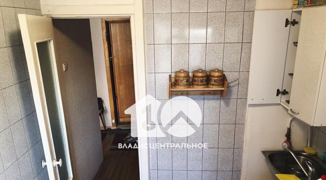 квартира г Новосибирск метро Площадь Гарина-Михайловского ул Железнодорожная 8/1 фото 4