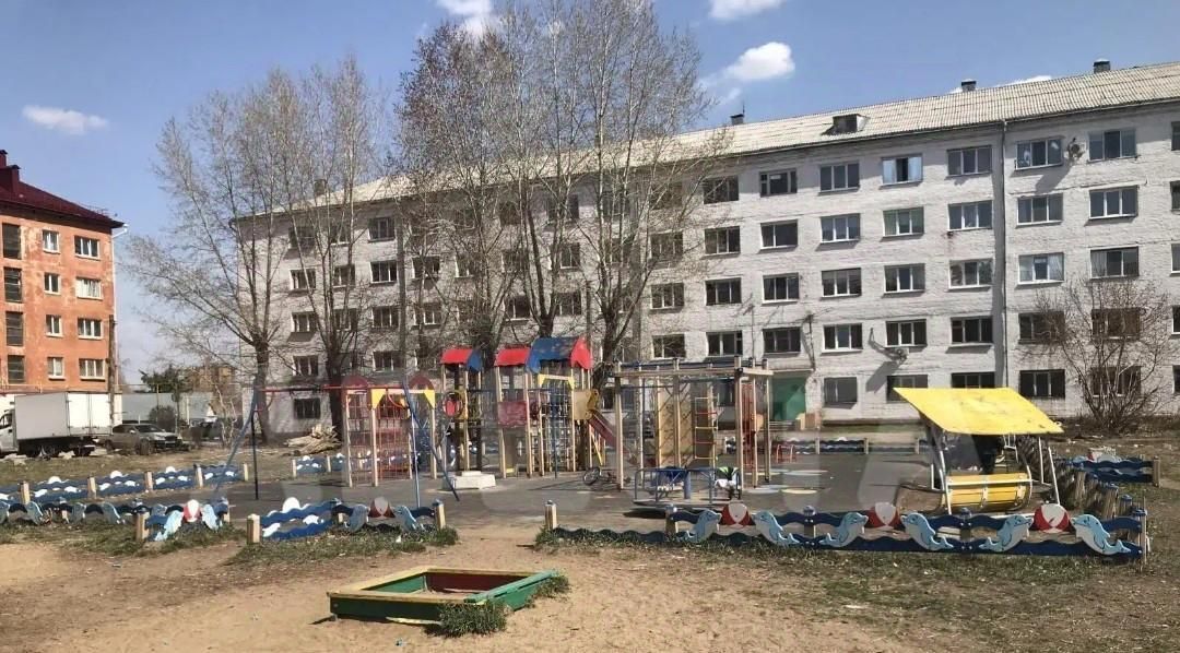 комната г Омск р-н Центральный ул 3-я Челюскинцев 99 пос. Амурский фото 6