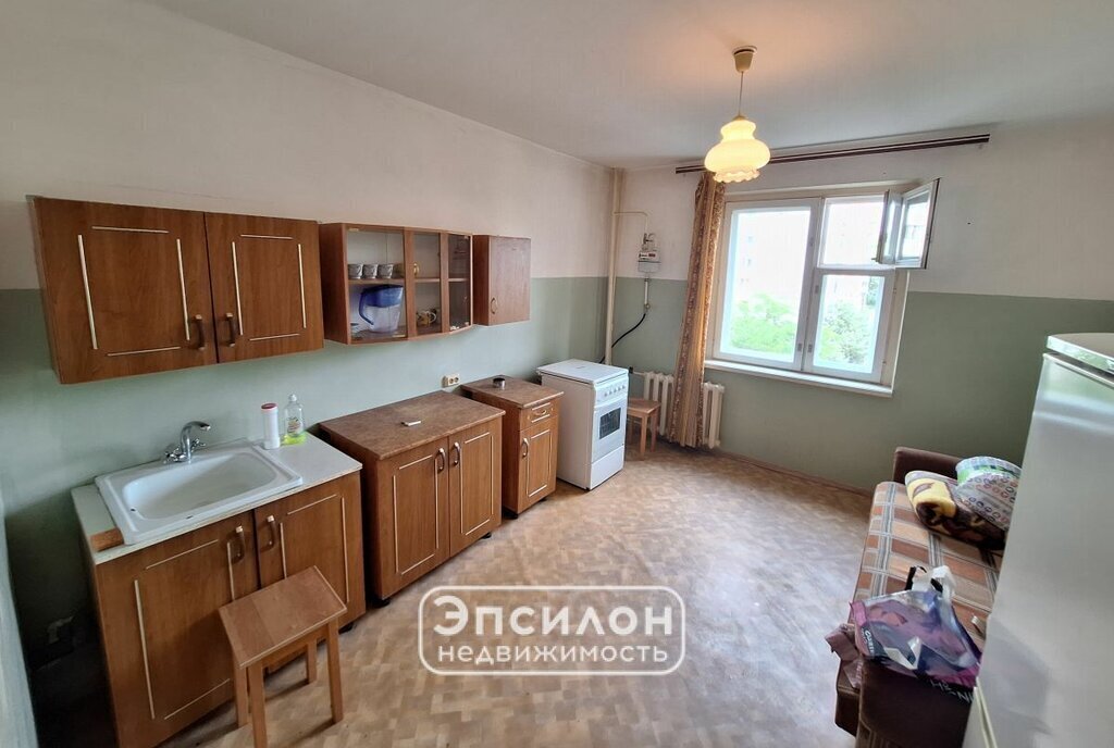 квартира г Курск ул 50 лет Октября 96 фото 5