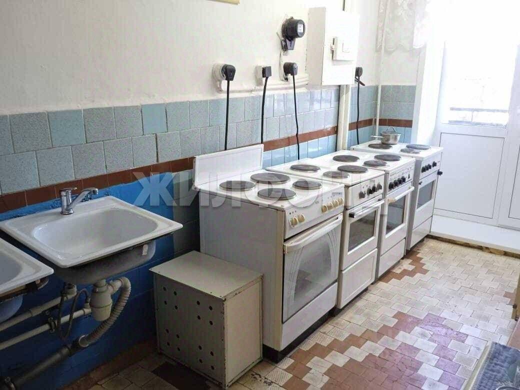 комната г Новосибирск р-н Дзержинский ул Лазарева 31а фото 7