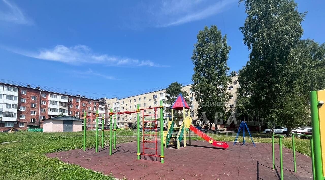 квартира г Кемерово р-н Рудничный пр-кт Шахтеров 36а фото 19