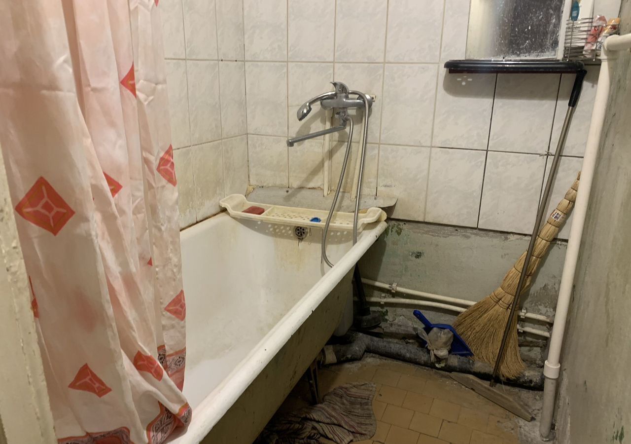 комната г Нижневартовск ул Спортивная 15 Тюменская обл. фото 4