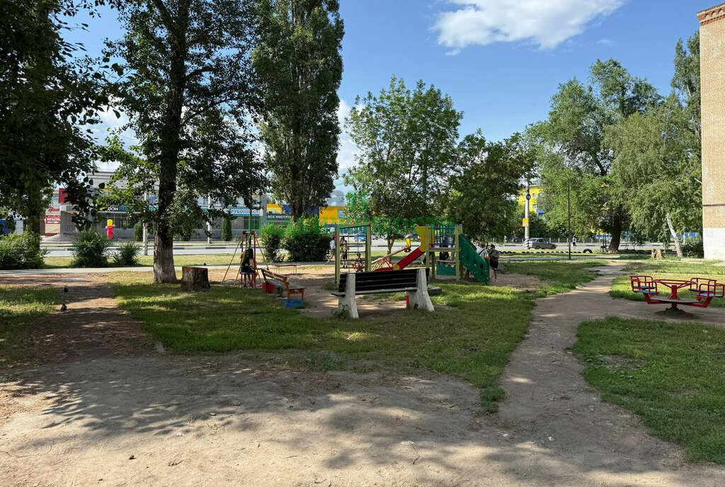 квартира г Балаково ул Комарова 146 фото 12