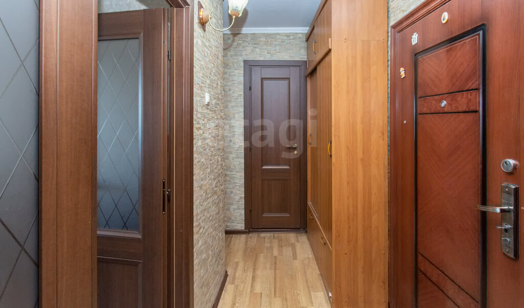 квартира г Тобольск 6, 10-й микрорайон фото 19