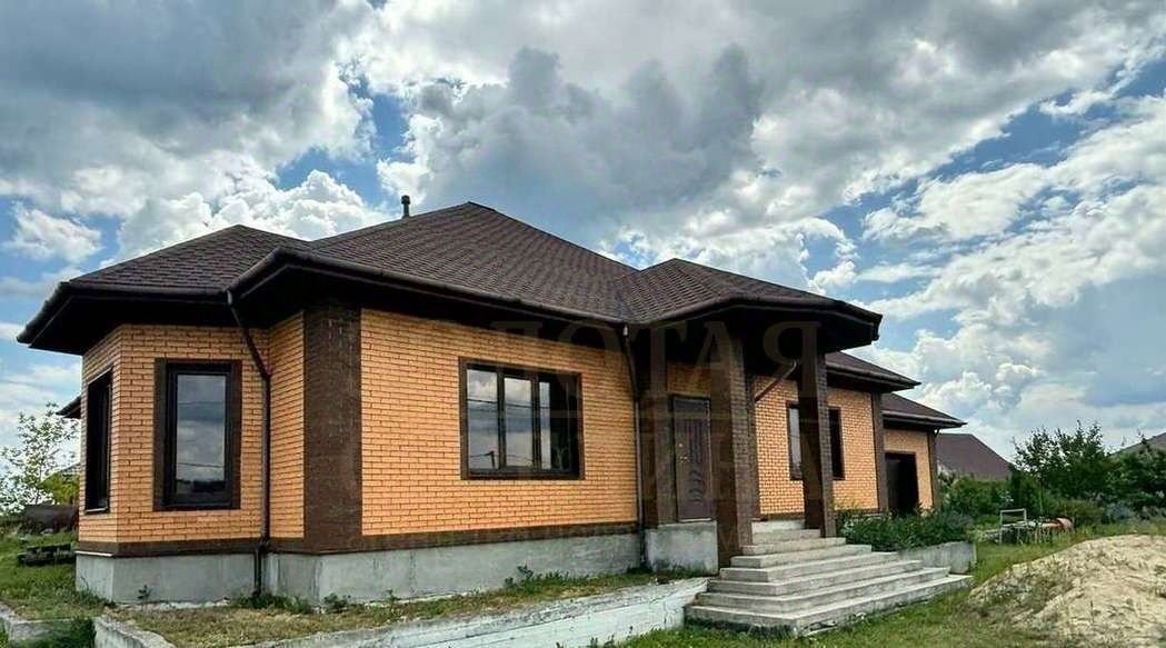 дом г Старый Оскол ул Холанская фото 6