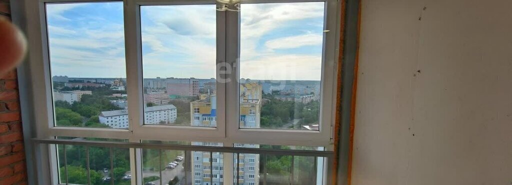 квартира г Омск б-р М.М.Кузьмина 13 фото 12