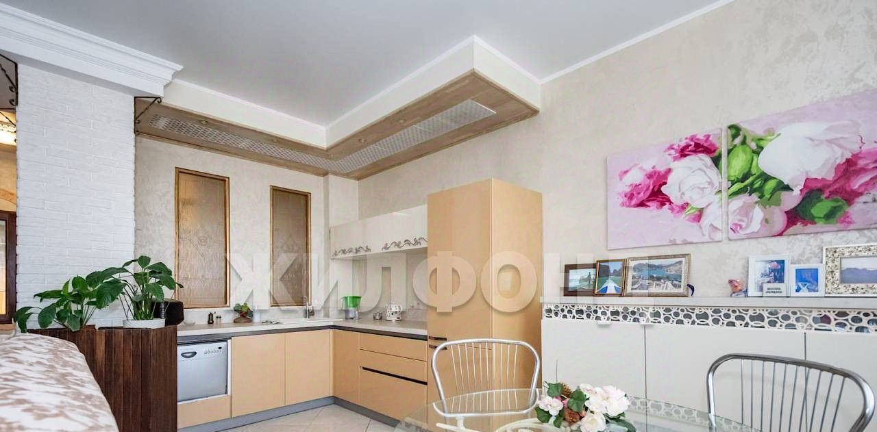 квартира г Новосибирск Гагаринская ул Галущака 15 фото 5