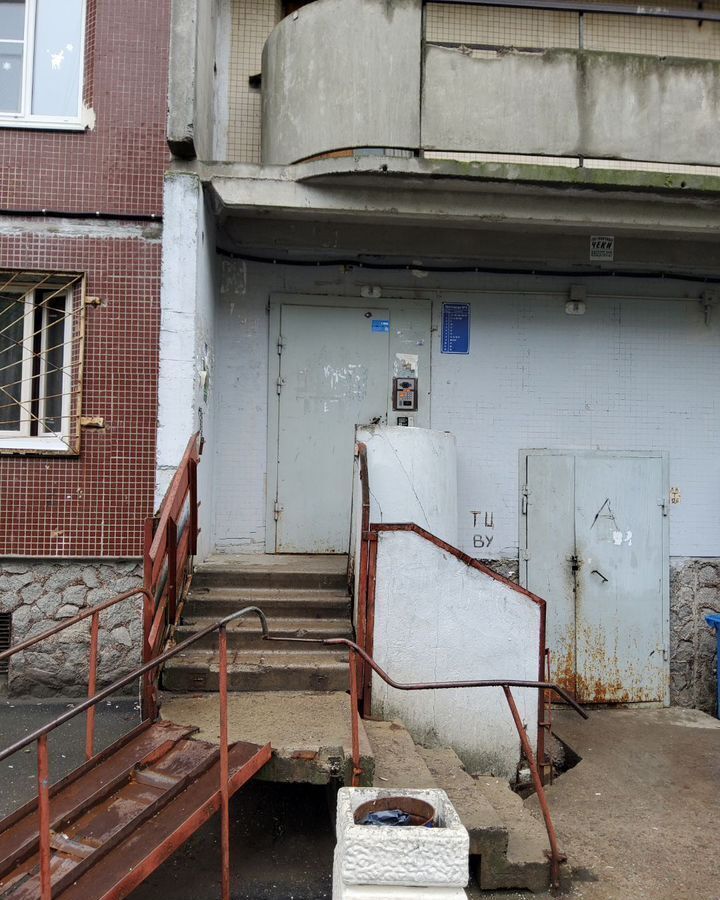 комната г Колпино ул Ижорского Батальона 23 р-н Колпинский фото 17
