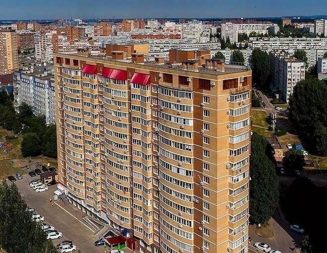 квартира г Тольятти р-н Автозаводский б-р Космонавтов 3б 15-й кв-л фото 1