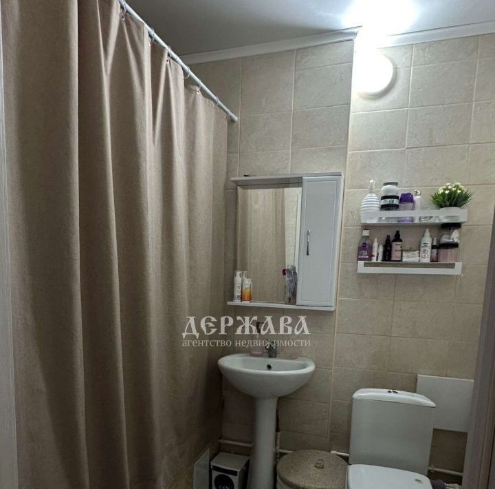 квартира г Старый Оскол Дубрава 1 кв-л, 22 фото 7