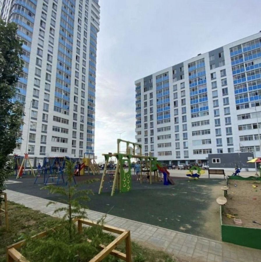 квартира г Пермь р-н Мотовилихинский ул Фрезеровщиков 86 фото 1