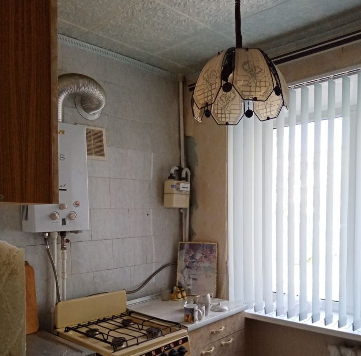 квартира р-н Красносулинский г Красный Сулин ул 50 лет Октября 18/2 фото 4
