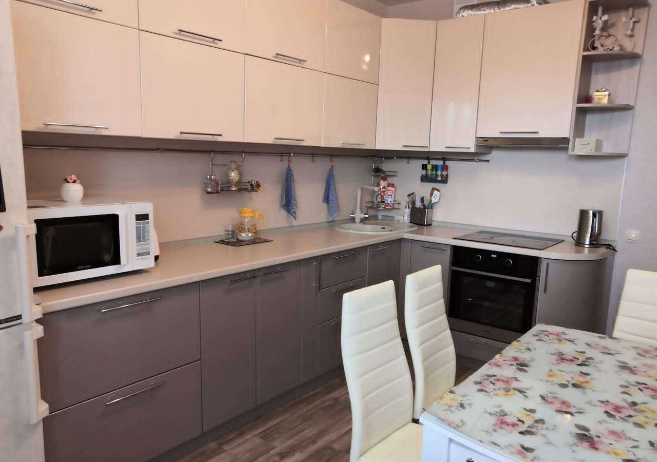 квартира г Хабаровск р-н Кировский ул Джамбула 27/1 фото 3