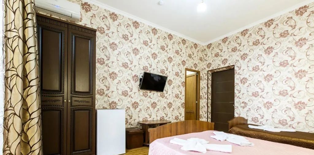 комната г Сочи р-н Адлерский ул Ленина 41 фото 2