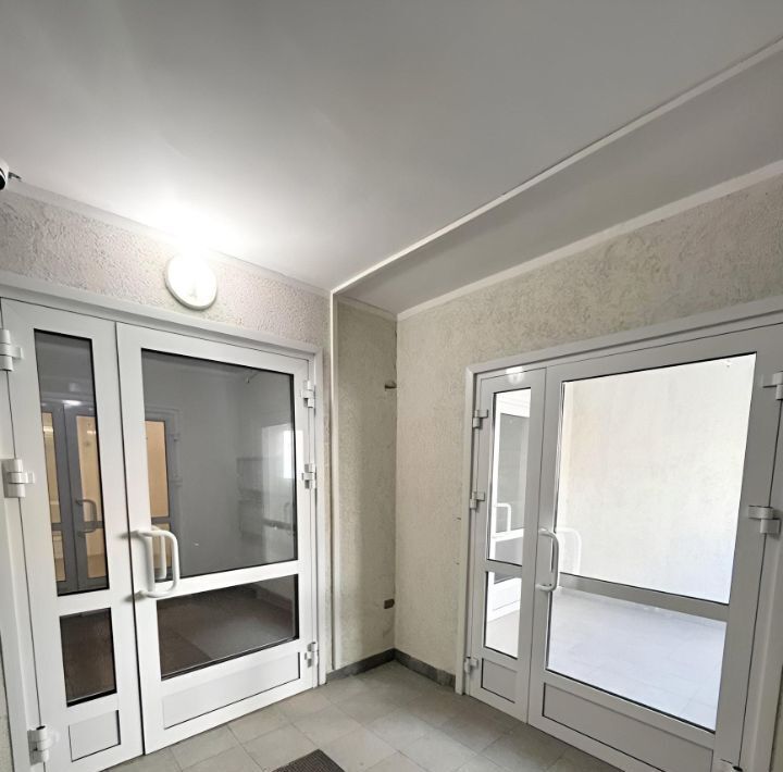 квартира г Красноярск р-н Советский ул Светлова 44 фото 2