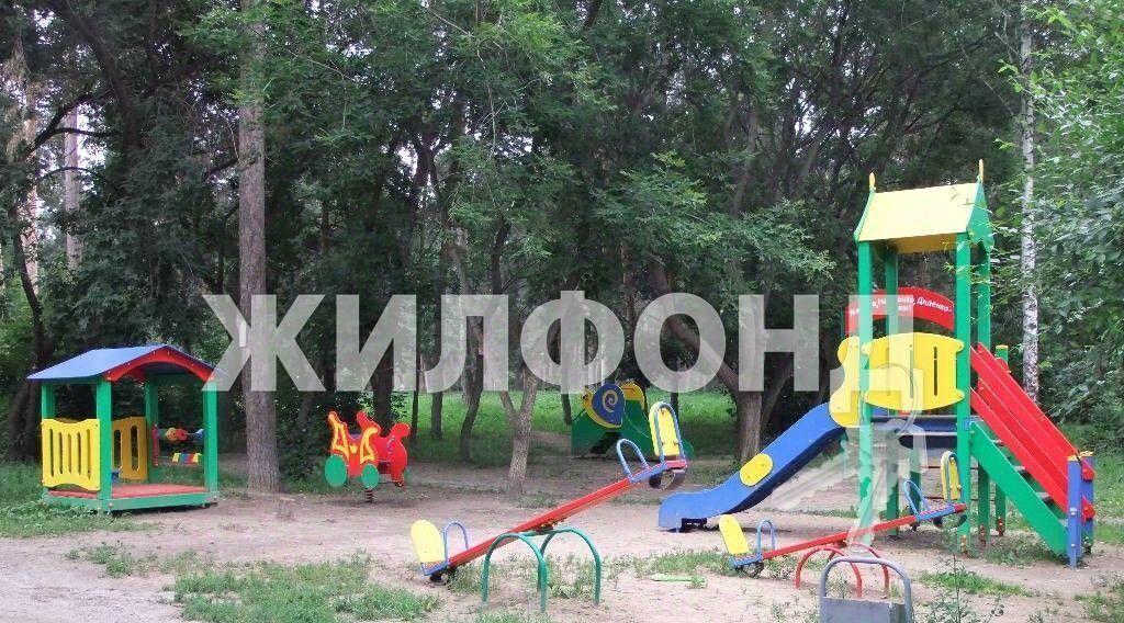 квартира г Новосибирск Заельцовская ул Дачная 21/4 фото 3