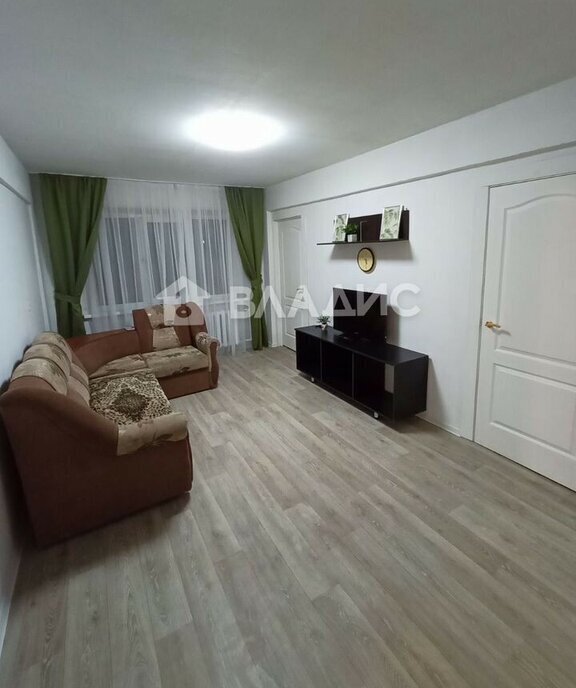 квартира г Тобольск мкр 4 38а фото 14