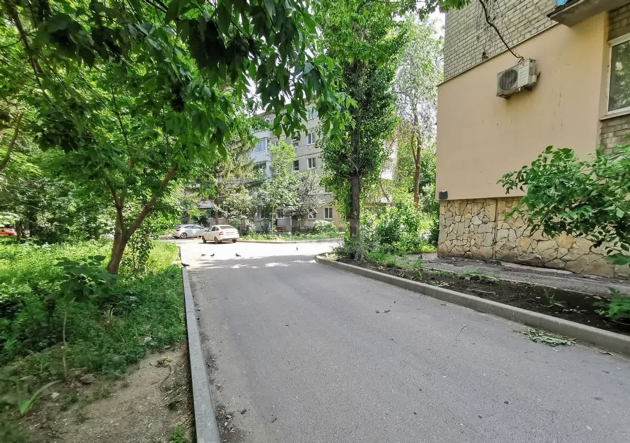 квартира г Саратов р-н Октябрьский ул Дегтярная 17 фото 12