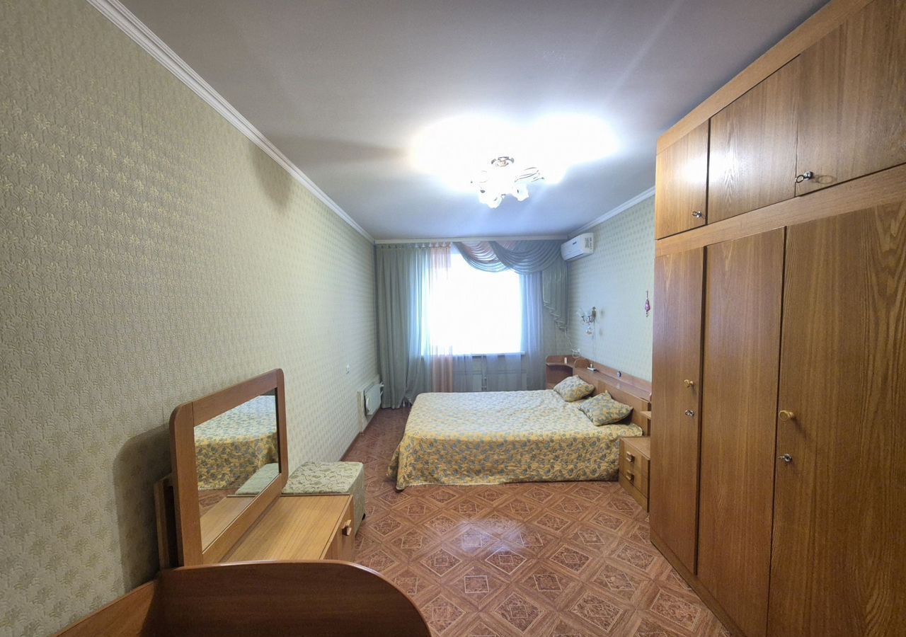 квартира г Тольятти р-н Автозаводский 16-й квартал б-р Цветной 27 фото 4