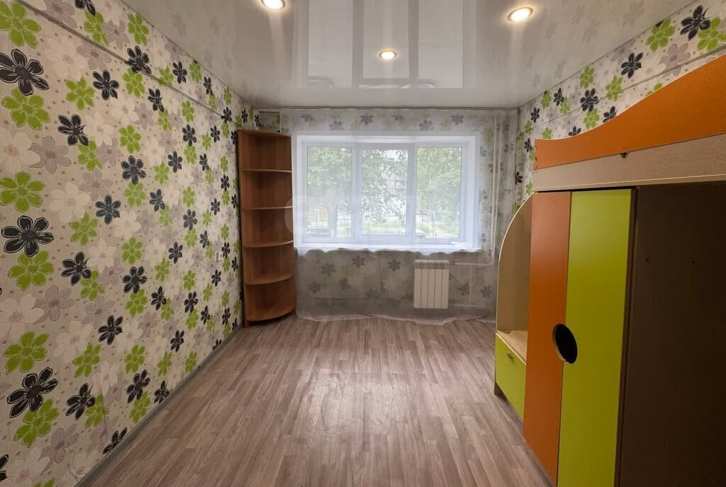 квартира г Ачинск мкр 5-й 11 фото 2