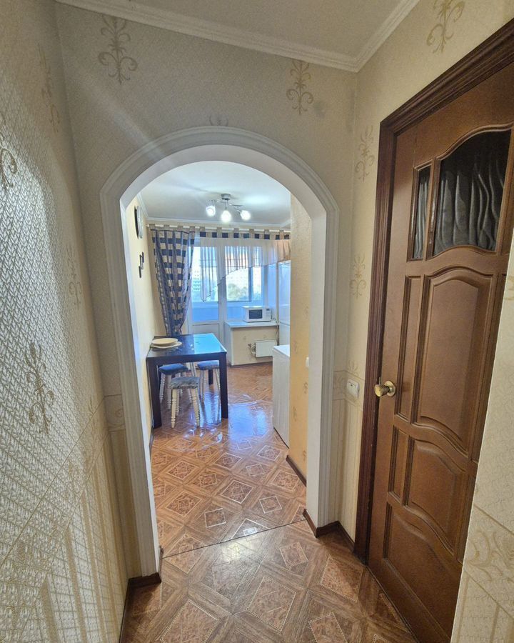 квартира г Тольятти р-н Автозаводский 16-й квартал б-р Цветной 27 фото 11
