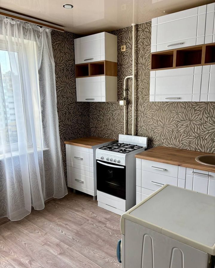 квартира г Омск р-н Центральный ул Завертяева 23к/4 Центральный АО фото 1