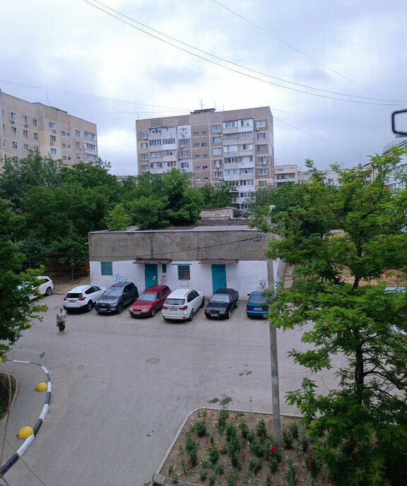 квартира г Симферополь пгт Грэсовский ул Яблочкова 18 фото 8