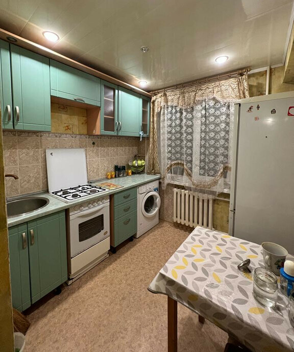 квартира г Брянск рп Радица-Крыловка Бежицкий район ул Медведева 75 фото 1