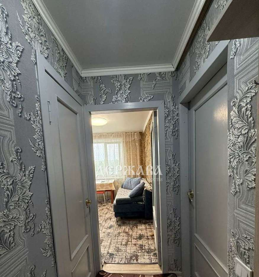 квартира г Старый Оскол м-н, Жукова, 44 фото 3