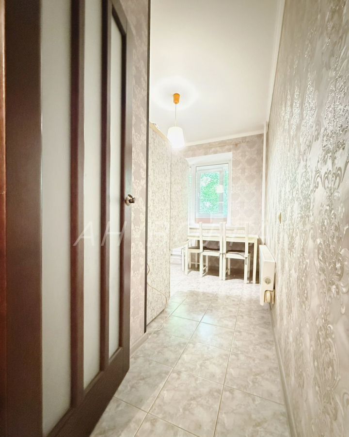 квартира г Саратов р-н Волжский пр-д 1-й им Скоморохова Н.М. 17 фото 6