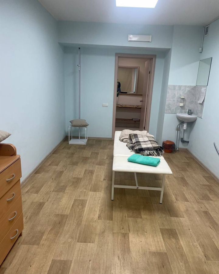 офис г Саратов р-н Кировский ул им Разина С.Т. 54 фото 10