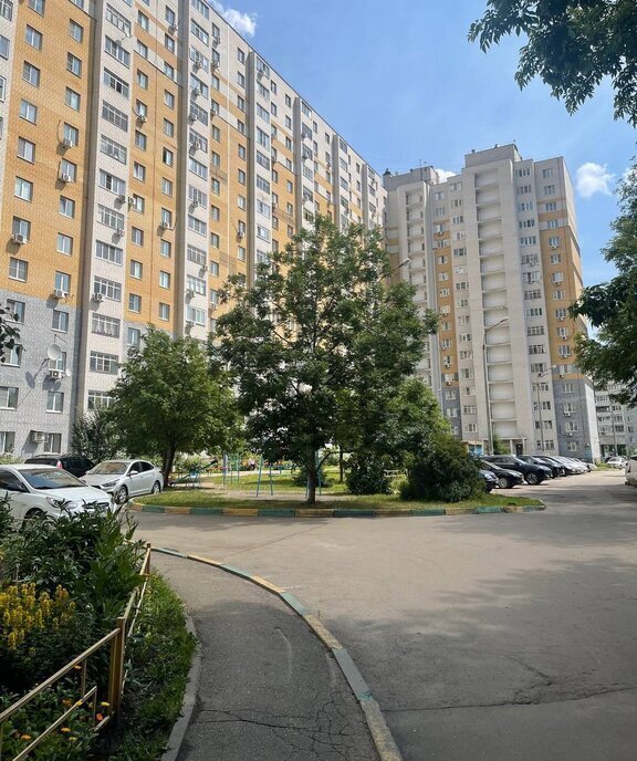 квартира г Нижний Новгород р-н Ленинский Заречная б-р Заречный 5 фото 1