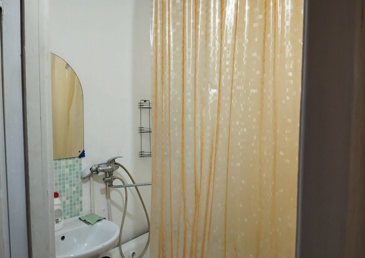 квартира г Омск р-н Центральный ул Тарская 259к/1 фото 6
