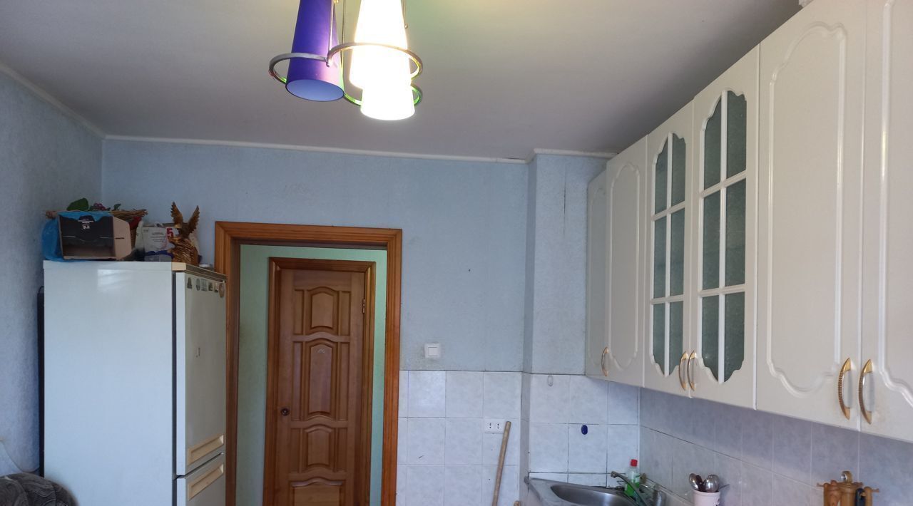 квартира г Тольятти р-н Автозаводский 18 квартал ул Офицерская 17 фото 8