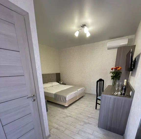 комната г Геленджик с Кабардинка ул Мира 43 фото 6