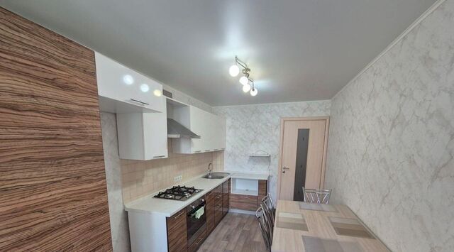 р-н Кировский ул им Батавина П.Ф. 12 фото