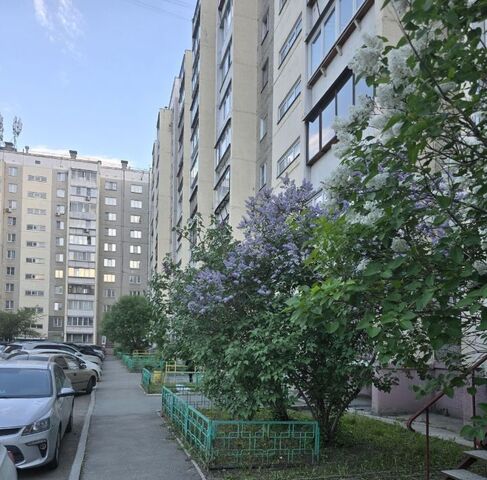 р-н Калининский ул 40-летия Победы 33 фото