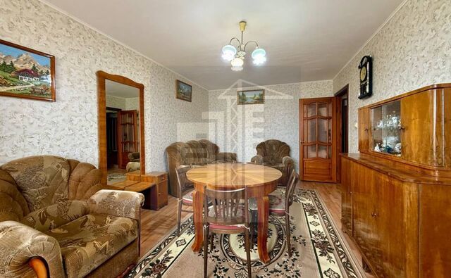 р-н Западный мкр-н Юбилейный, Платановый б-р, 2 фото