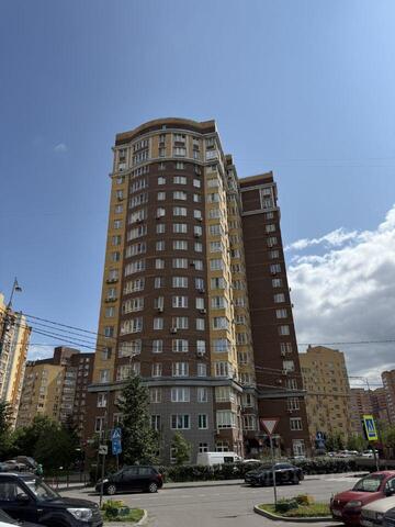 метро Коммунарка Лазурная улица, 1, Московская область фото