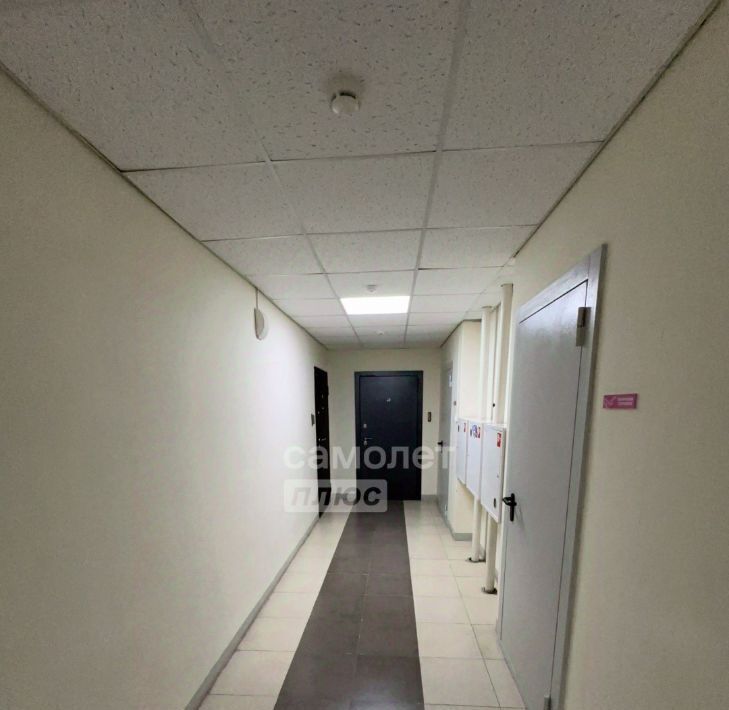 квартира г Хабаровск р-н Железнодорожный ул Ленинградская 53к/2 фото 6