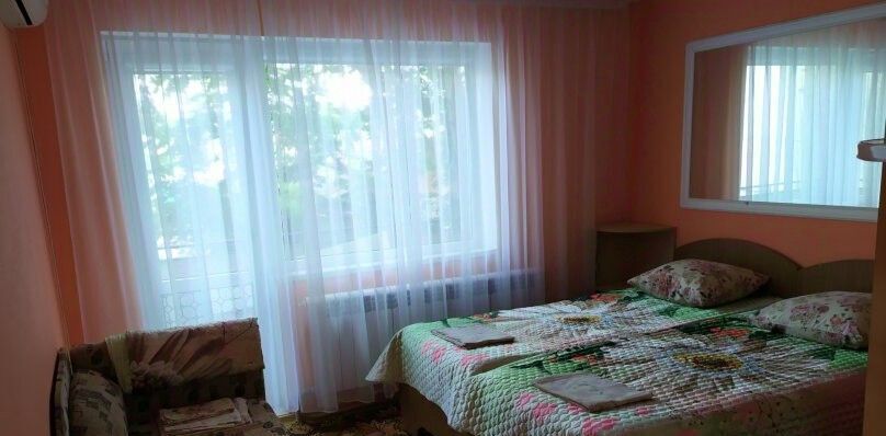 дом г Алушта ул Горького 17 фото 1